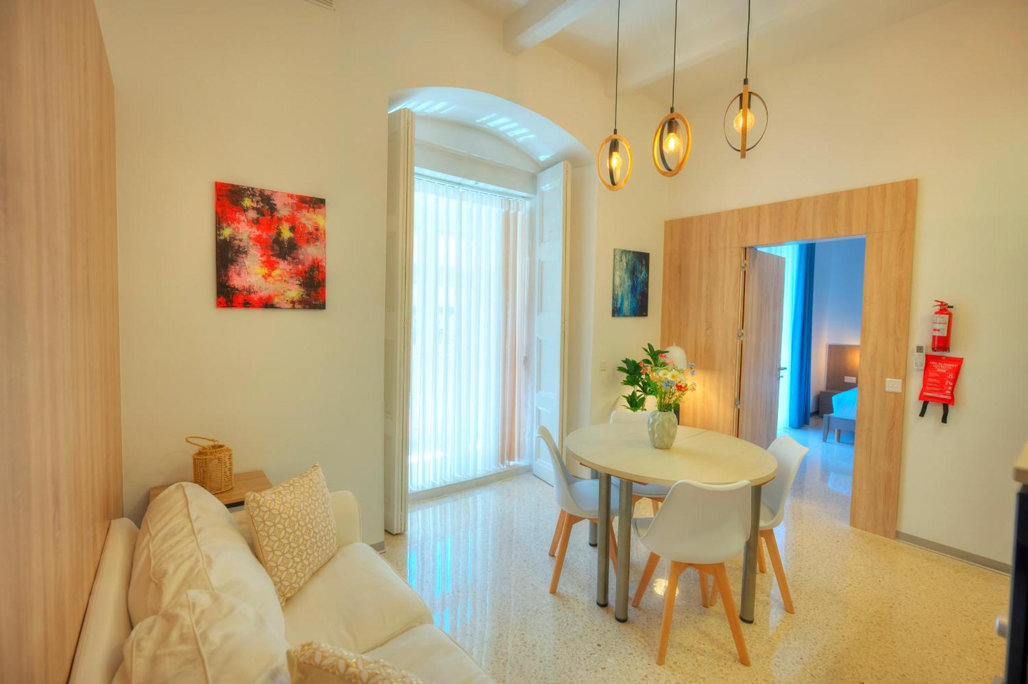 Tasteful 2Bedrooms With Maltese Balcony Mcop1-2 瓦莱塔 外观 照片