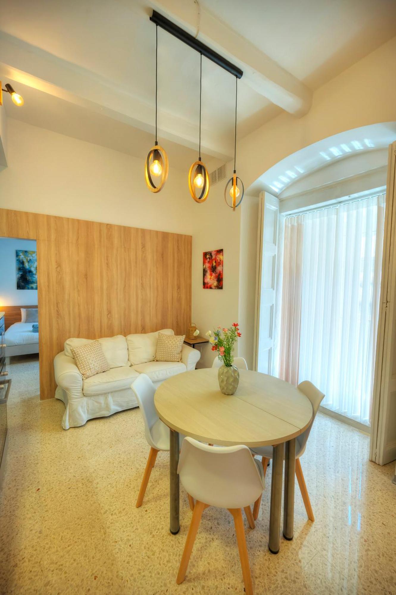 Tasteful 2Bedrooms With Maltese Balcony Mcop1-2 瓦莱塔 外观 照片